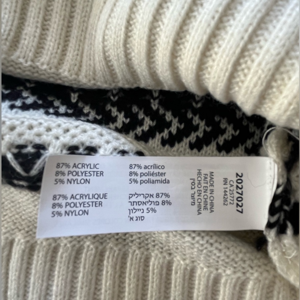 NWT Women’s Dex Sweater in Black and Creamy White in Size XS. - Picture 12 of 12
